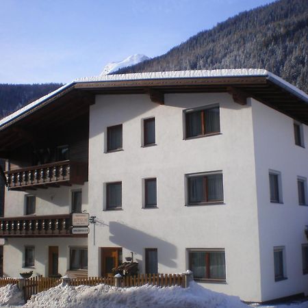 Apartments Alpenrose Flirsch Bagian luar foto