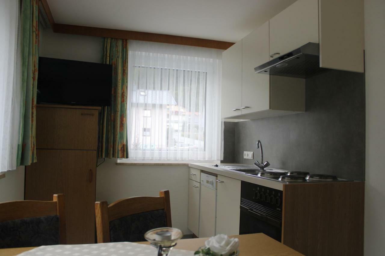 Apartments Alpenrose Flirsch Bagian luar foto